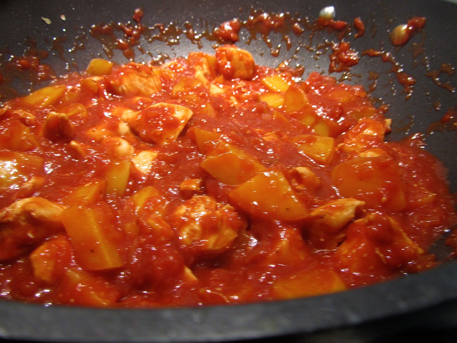 maak je eigen kip pilaf met perziken HandigeRecepten.nl